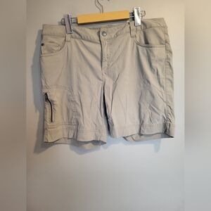 Puma Women  Shorts, Size 10 (34)